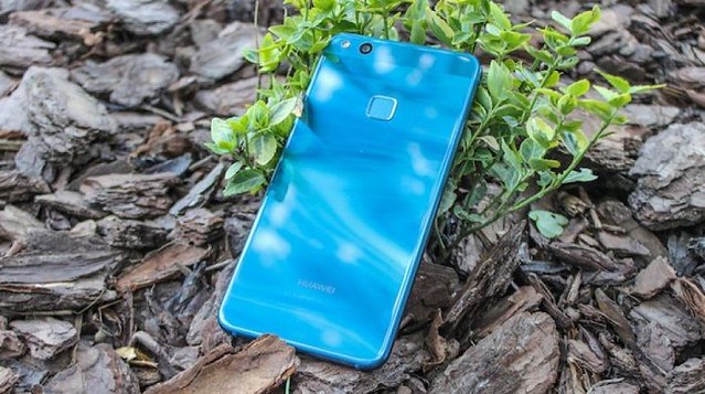 A Mate 20 Lite tokok egyedi kialakítása